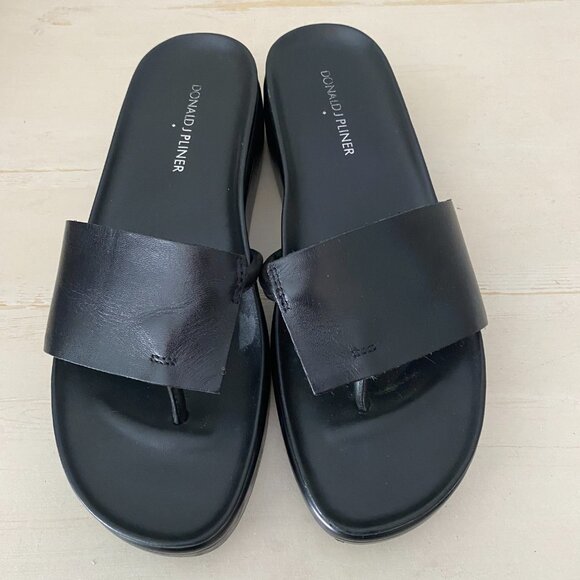 Donald J. Pliner Shoes - Donald J Pliner Fifi Black Leather Wedge Thong Sandals Slides